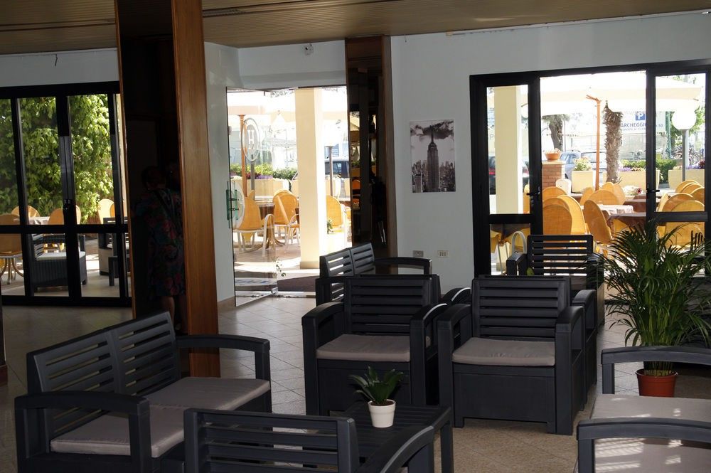 Sportur Club Hotel Cervia Eksteriør billede