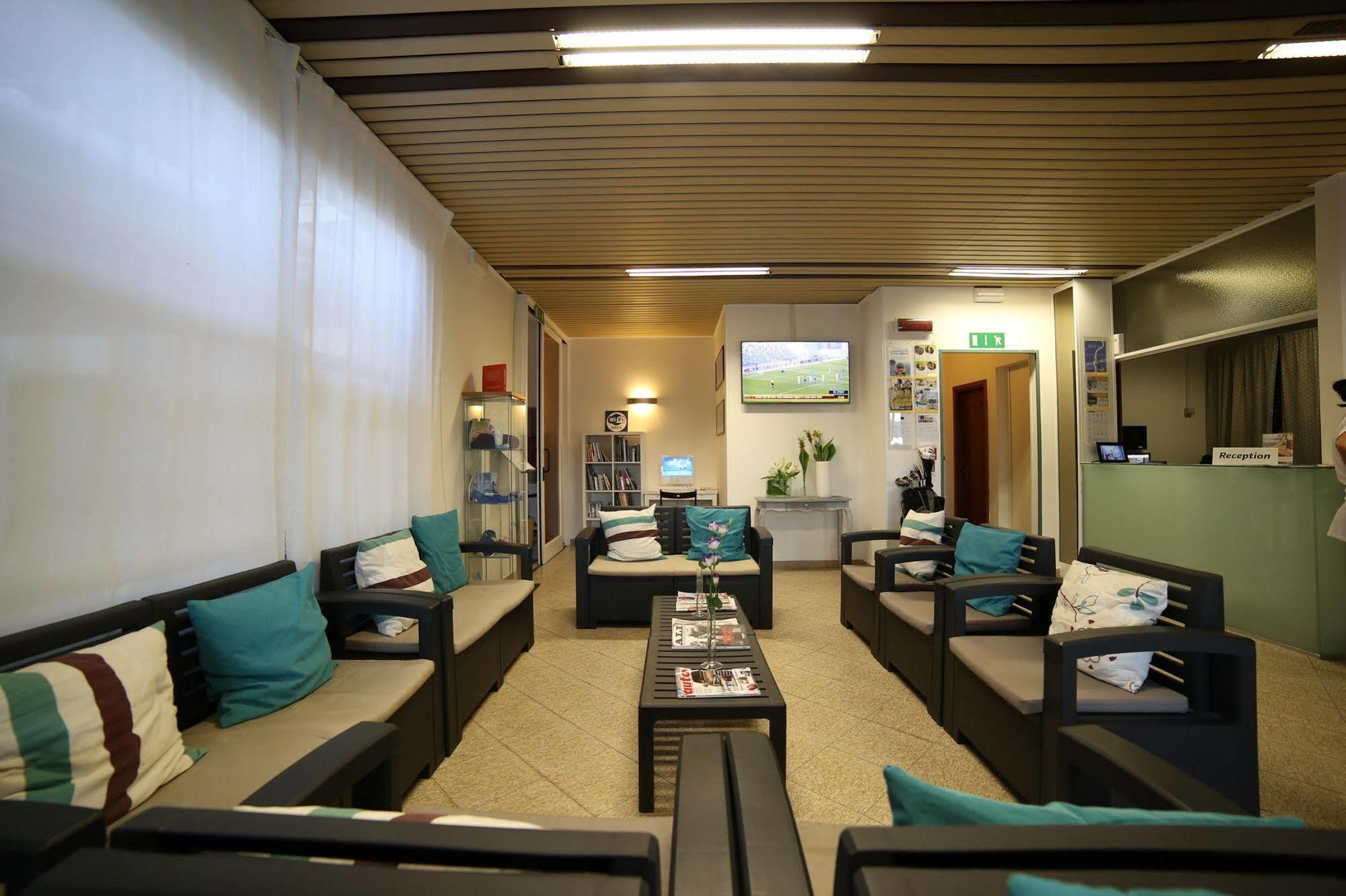 Sportur Club Hotel Cervia Eksteriør billede